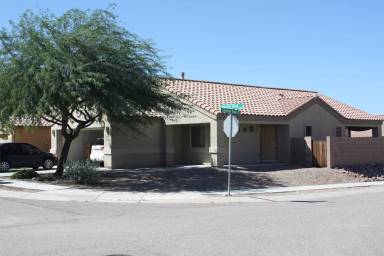 Main picture of 438 S Douglas Wash Rd