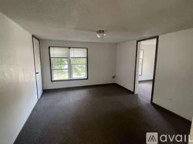 Main picture of 560 8th Ave N