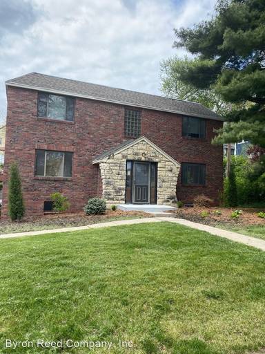 Main picture of 810 N 48th Ave