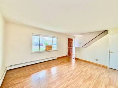 Main picture of 680 Mc Intyre St