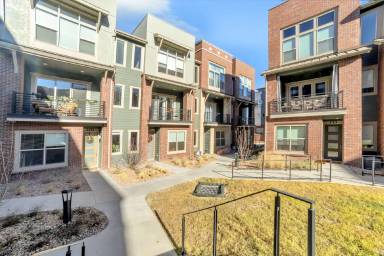 Main picture of 2333 Buttercup Ct