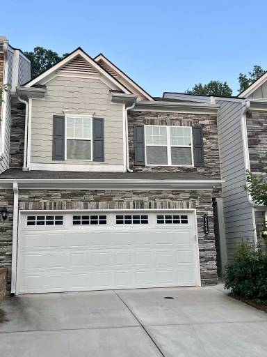 Main picture of 2323 Buford Town Dr