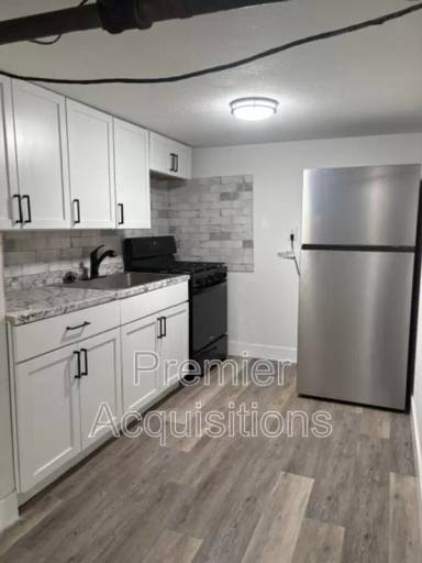 Main picture of 702 Biltmore Blvd