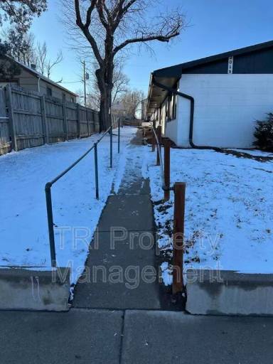 Main picture of 2019 4th Ave