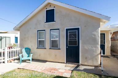 Main picture of 920 Tait St