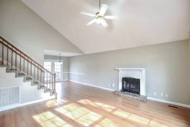 Main picture of 497 Steffi St