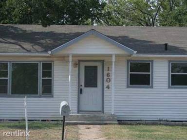 Main picture of 1604 SW D Ave