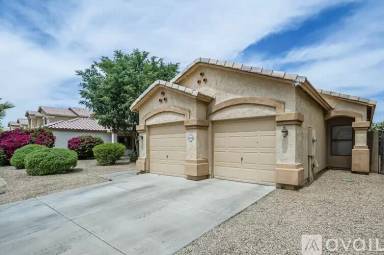 Main picture of 10056 E Capri Ave