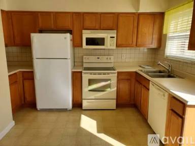 Main picture of 1215 Weybridge Rd