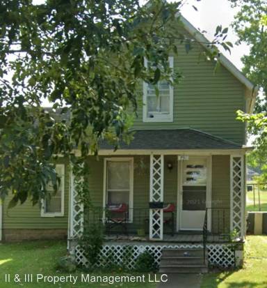 Main picture of 731 N Main St