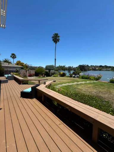 Main picture of 60 Peacock Dr