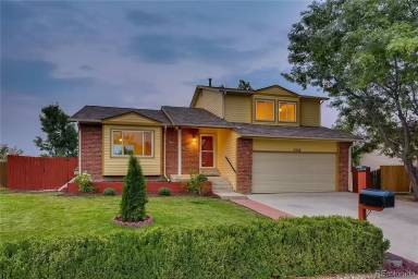 Main picture of 3334 S Dunkirk Way