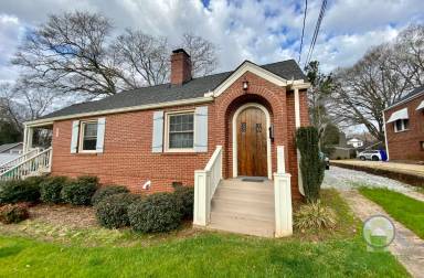 Main picture of 210 W Faris Rd