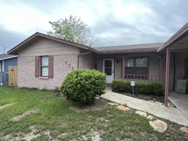 Main picture of 1734 Point West St