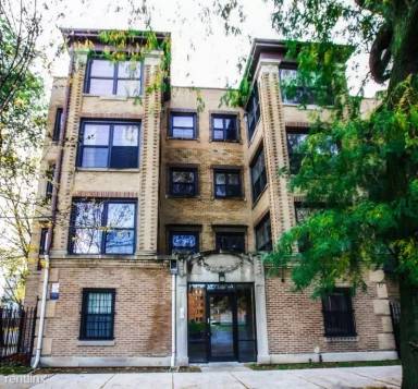 Main picture of 4209 S Michigan Ave