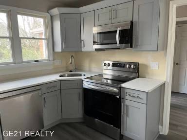 Main picture of 4800 Lancaster Pike