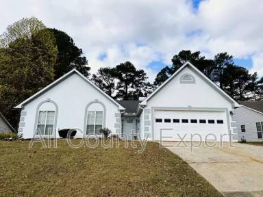 Main picture of 915 Prestonwood Dr