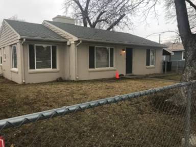 Main picture of 210 Custer Ave