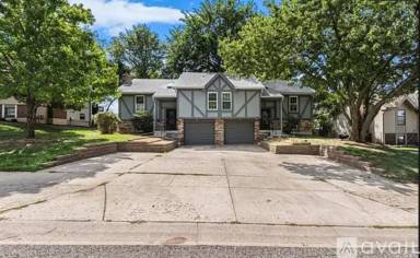 Main picture of 14121 W 88th Pl