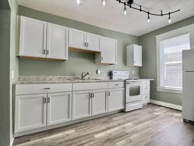 Main picture of 110 W Wheeler Ave