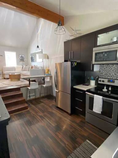 Main picture of 613 N 200 W