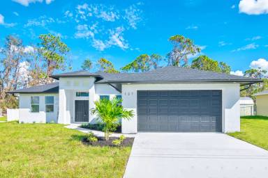Main picture of 316 NW 1st Pl