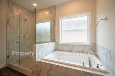 Main picture of 330 Creek Grove Ave