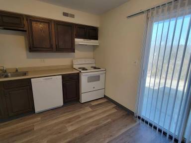 Main picture of 3901 Dewberry Dr Apartments