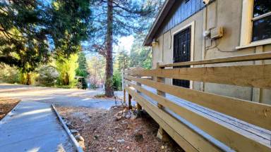 Main picture of 23094 Cedar Way