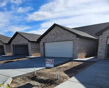 Main picture of 11 Kimberly Ln