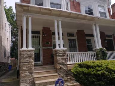 Main picture of 6369 Sherman St