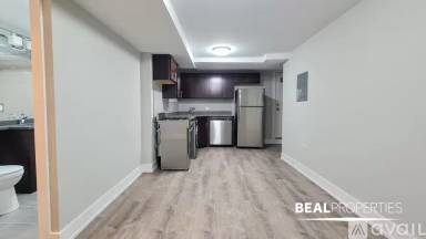 Main picture of 427-33 W Belden Ave