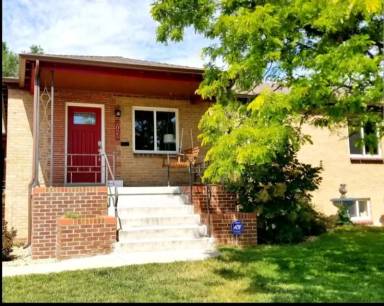 Main picture of 2025 Perry St