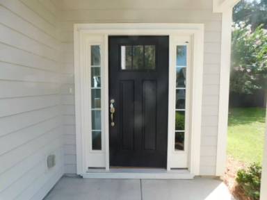 Main picture of 16 Circlewood Dr
