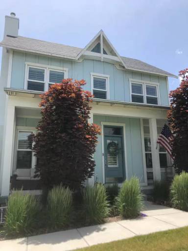 Main picture of 10627 S Beach Comber Way