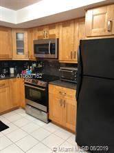 Main picture of 16091 Blatt Blvd