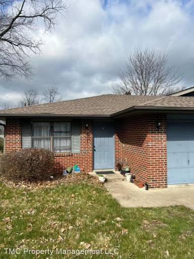 Main picture of 1301 Hickam Dr