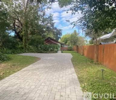 Main picture of 2506 Formosa Ave