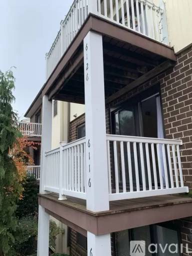 Main picture of 6116 Hilltop Dr