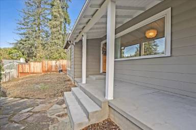 Main picture of 5701 Snake Rd