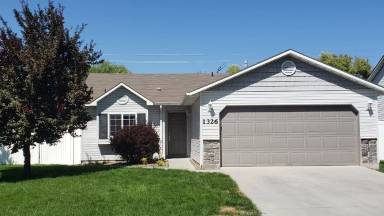 Main picture of 1326 W Hasket Cir