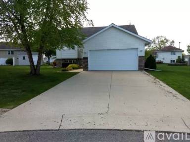 Main picture of 112 Bunker Ct