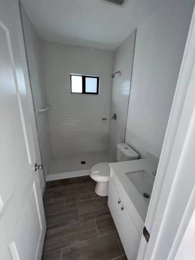 Main picture of 544 NW 35th St