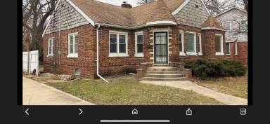 Main picture of 310 N Taylor Ave