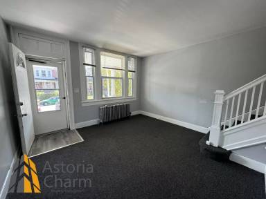 Main picture of 3016 Arunah Ave