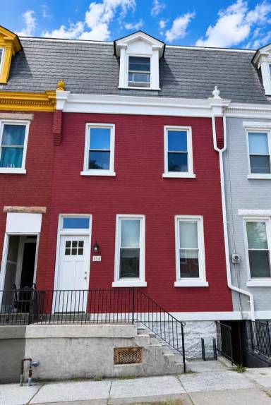 Main picture of 422-424 West King Street - Apt 1
