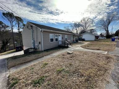 Main picture of 377-79 Robertsville Rd