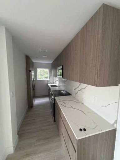 Main picture of 32 NW 14th Ave