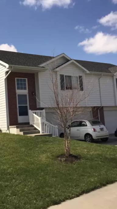 Main picture of 7335 S 28th St