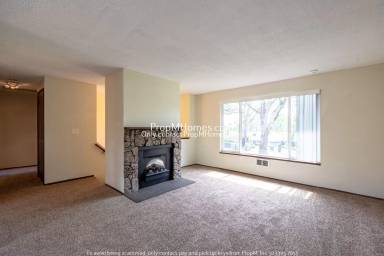 Main picture of 4386 Riverview Ave